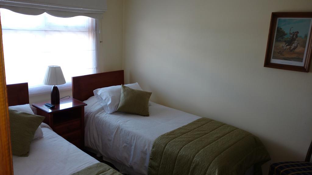 Hostal Buena Estancia Punta Arenas Exterior foto
