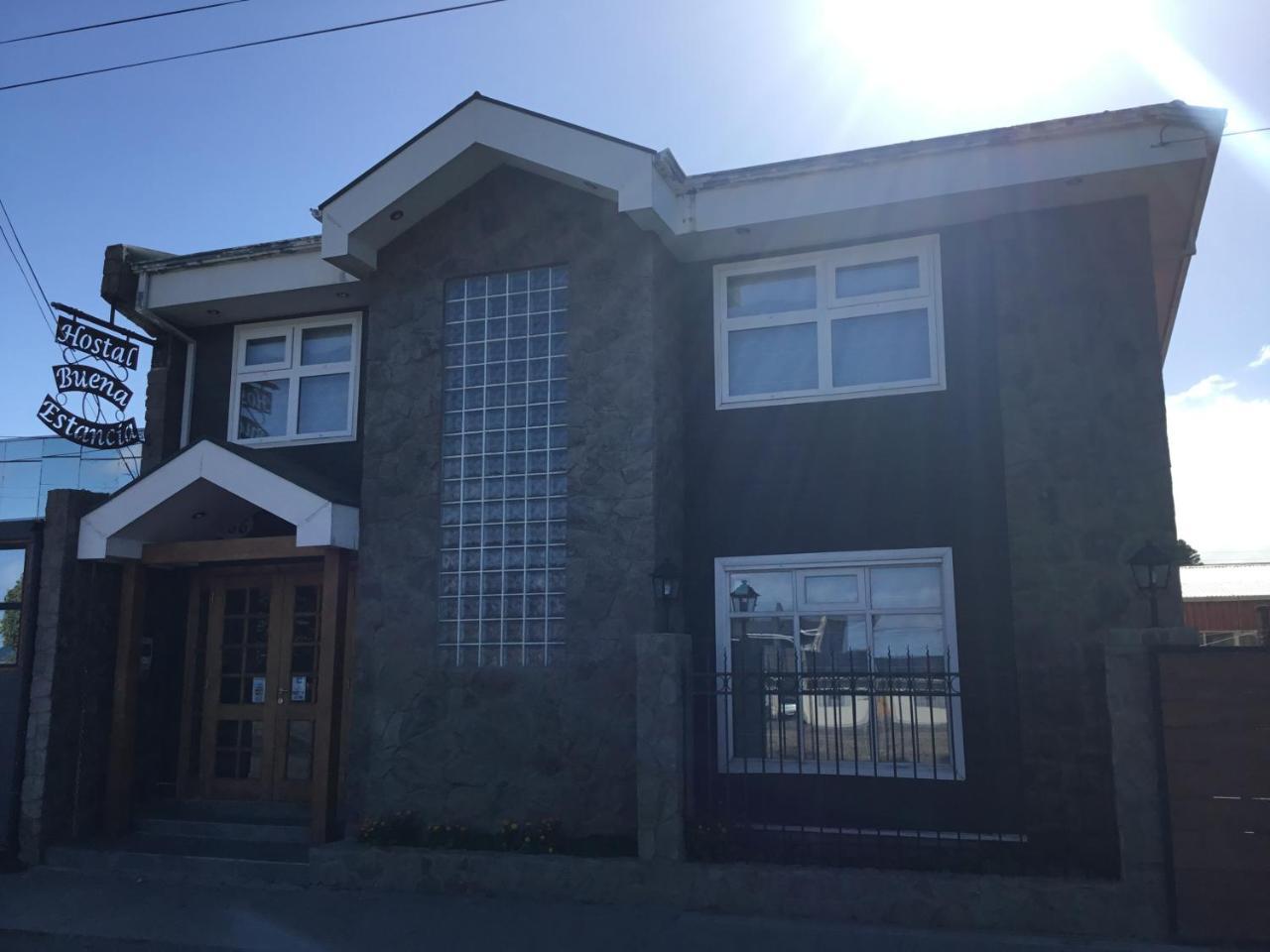 Hostal Buena Estancia Punta Arenas Exterior foto